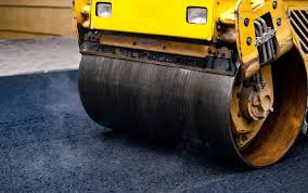 Best Asphalt Driveway Installation  in Loomis, CA